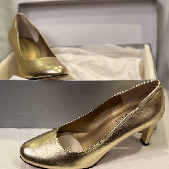 Vaneli - Picture 3 of 5